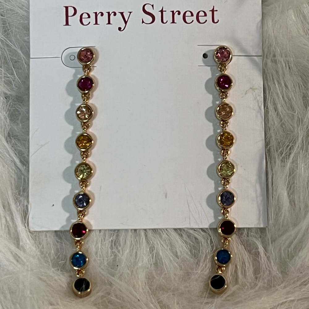 Perry Street earrings - Picture 1 of 4